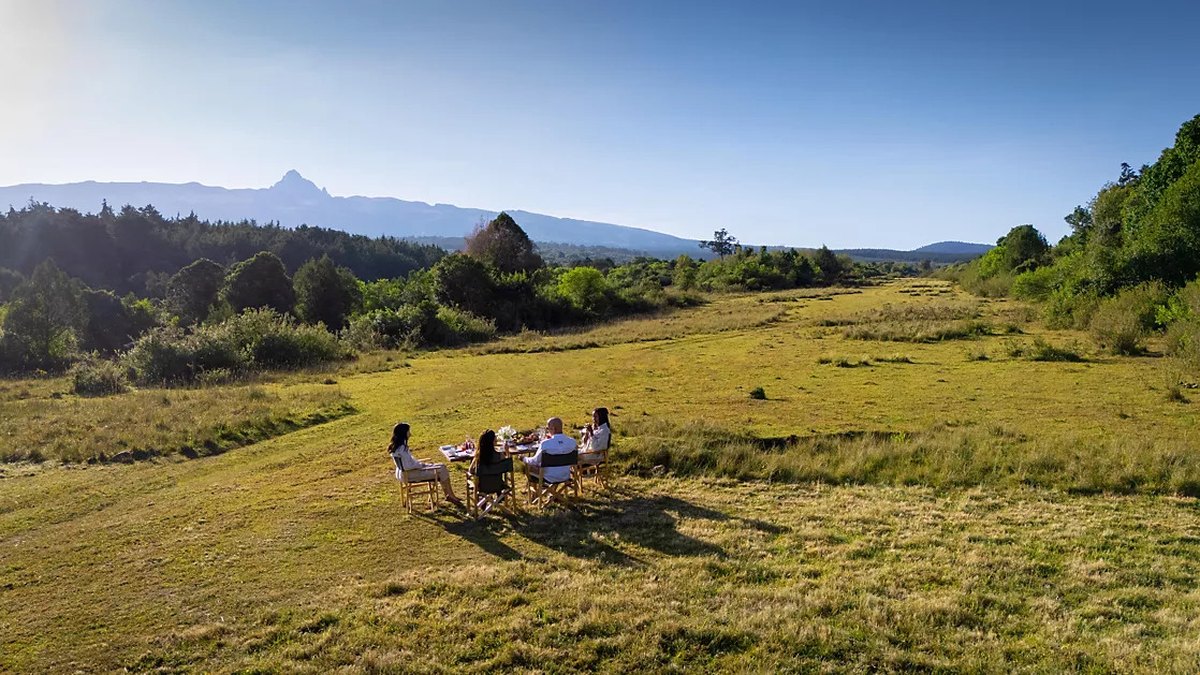 kenya-bush-dining-1200x675
